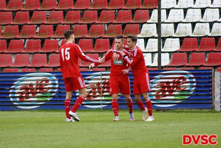 A DVSC-DEAC hazai pályán 3-0-s vereséget szenvedett a Kazincbarcikától.