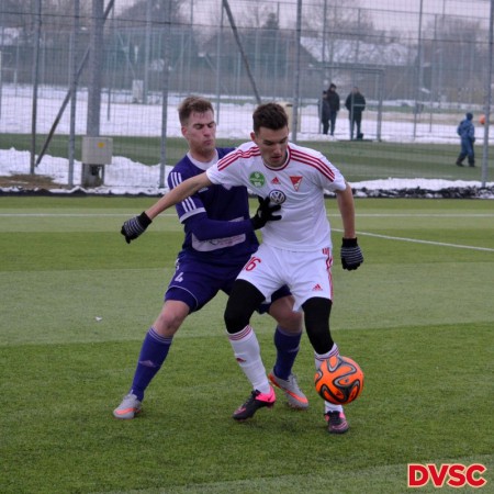 Gól nélküli döntetlen az edzőmeccsen